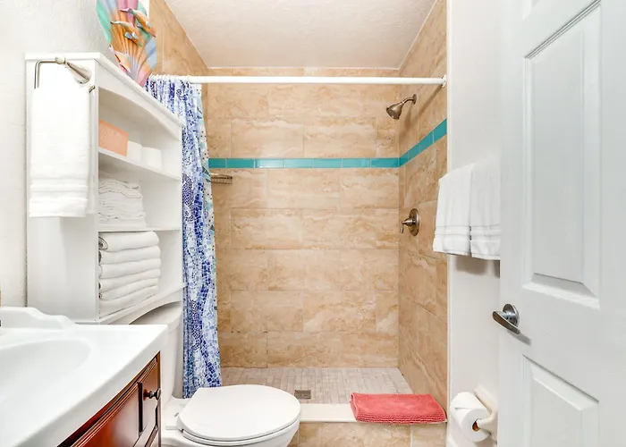 Holiday home Clearwater Hideaway: Walkable Location!